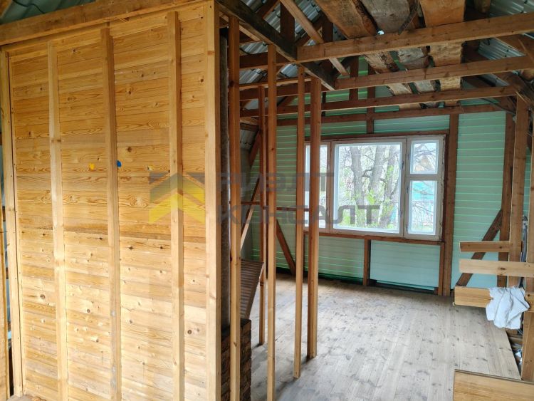 Дача, 48м², 6 соток, 2 этажа, 2 комн., стены: Кирпич миниатюра 25