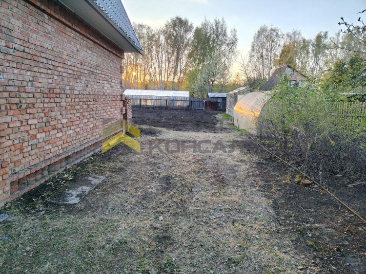 Дача, 48м², 6 соток, 2 этажа, 2 комн., стены: Кирпич миниатюра 10