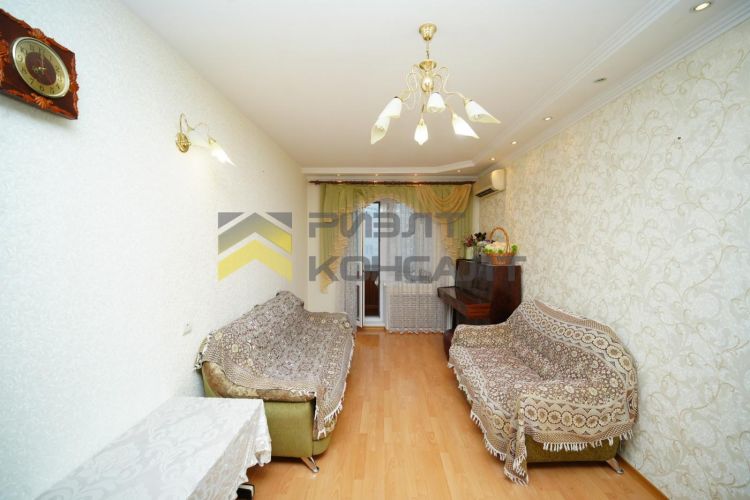 3-комн. квартира, Вторичка, 80.50м², 7/10 этаж