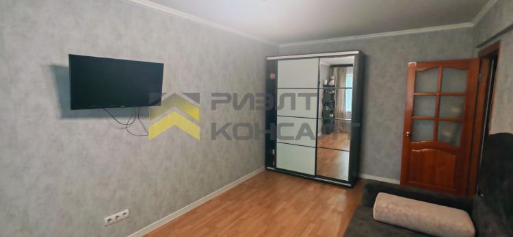 3-комн. квартира, Вторичка, 63м², 4/5 этаж миниатюра 2