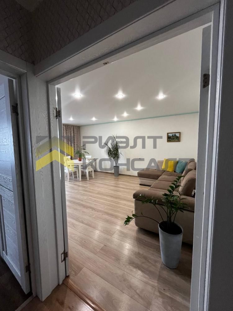 3-комн. квартира, Вторичка, 77м², 1/10 этаж миниатюра 13