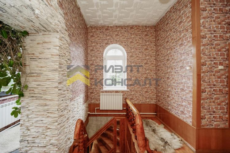 Дом, 226.20м², 12.53 соток, 2 этажа, 5 комн., стены: Кирпич миниатюра 23