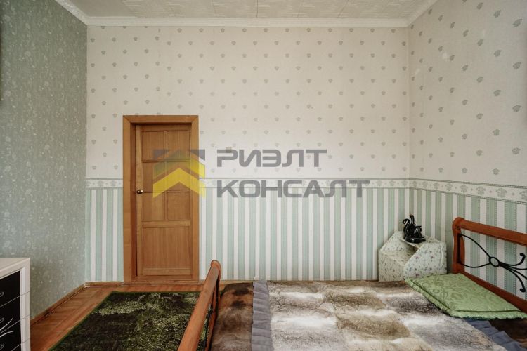 Дом, 226.20м², 12.53 соток, 2 этажа, 5 комн., стены: Кирпич миниатюра 26