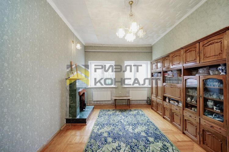 Дом, 226.20м², 12.53 соток, 2 этажа, 5 комн., стены: Кирпич миниатюра 28