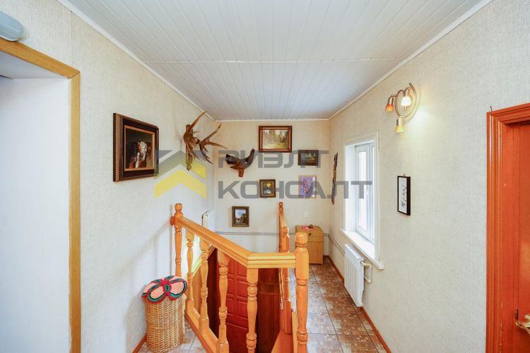 Дом, 226.20м², 12.53 соток, 2 этажа, 5 комн., стены: Кирпич миниатюра 33