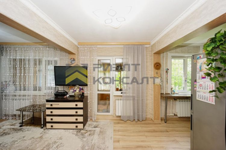 3-комн. квартира, Вторичка, 60м², 1/5 этаж миниатюра 4