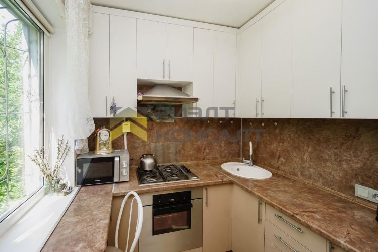 3-комн. квартира, Вторичка, 60м², 1/5 этаж миниатюра 2
