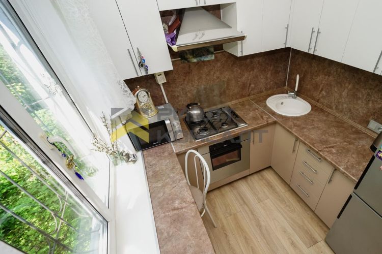 3-комн. квартира, Вторичка, 60м², 1/5 этаж миниатюра 3