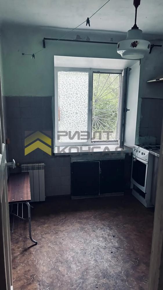 3-комн. квартира, Вторичка, 55.80м², 1/4 этаж миниатюра 2