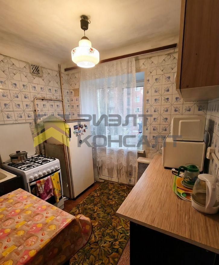 2-комн. квартира, Вторичка, 41м², 2/5 этаж
