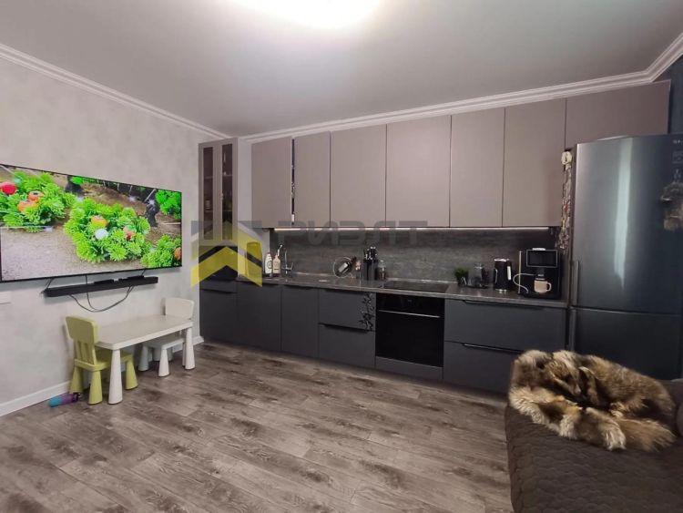2-комн. квартира, Вторичка, 67.70м², 7/10 этаж миниатюра 2