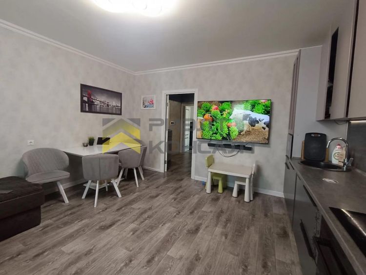 2-комн. квартира, Вторичка, 67.70м², 7/10 этаж миниатюра 3