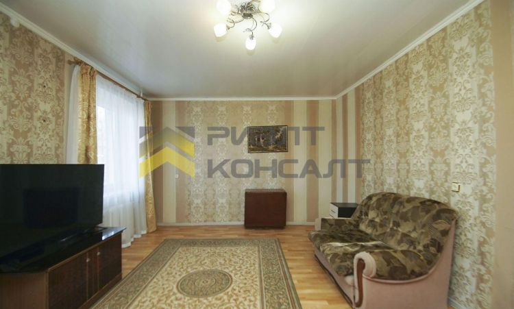 3-комн. квартира, Вторичка, 70м², 1/3 этаж