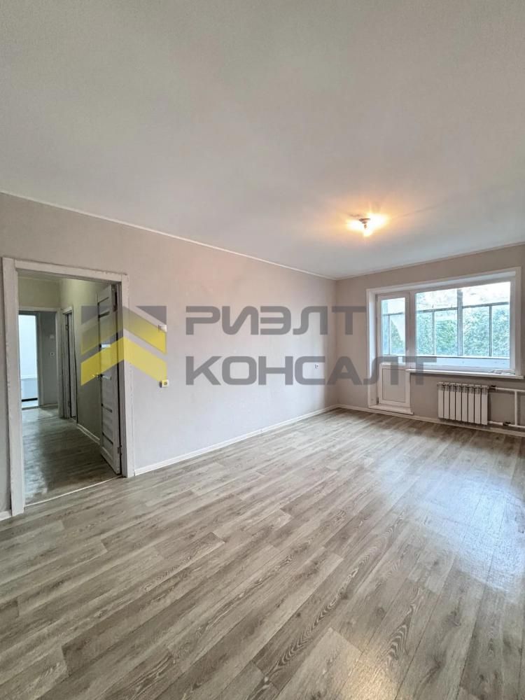 2-комн. квартира, Вторичка, 52.60м², 4/9 этаж