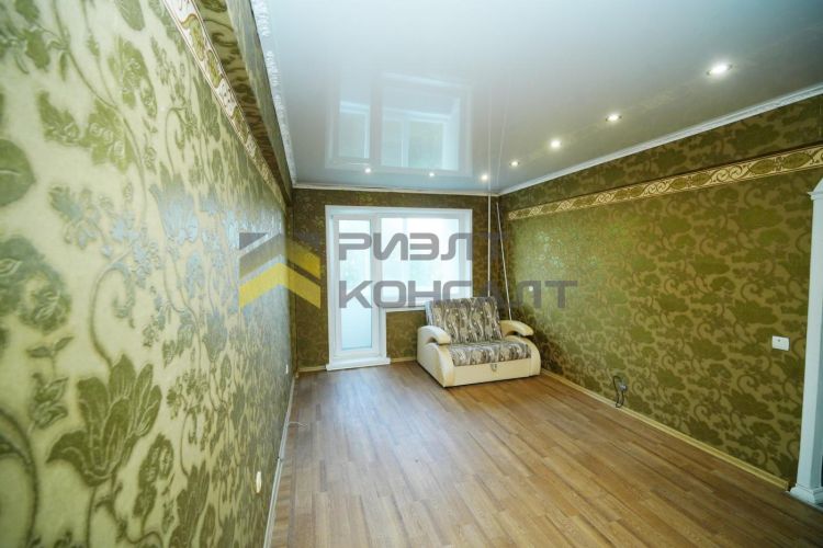 3-комн. квартира, Вторичка, 58м², 4/5 этаж