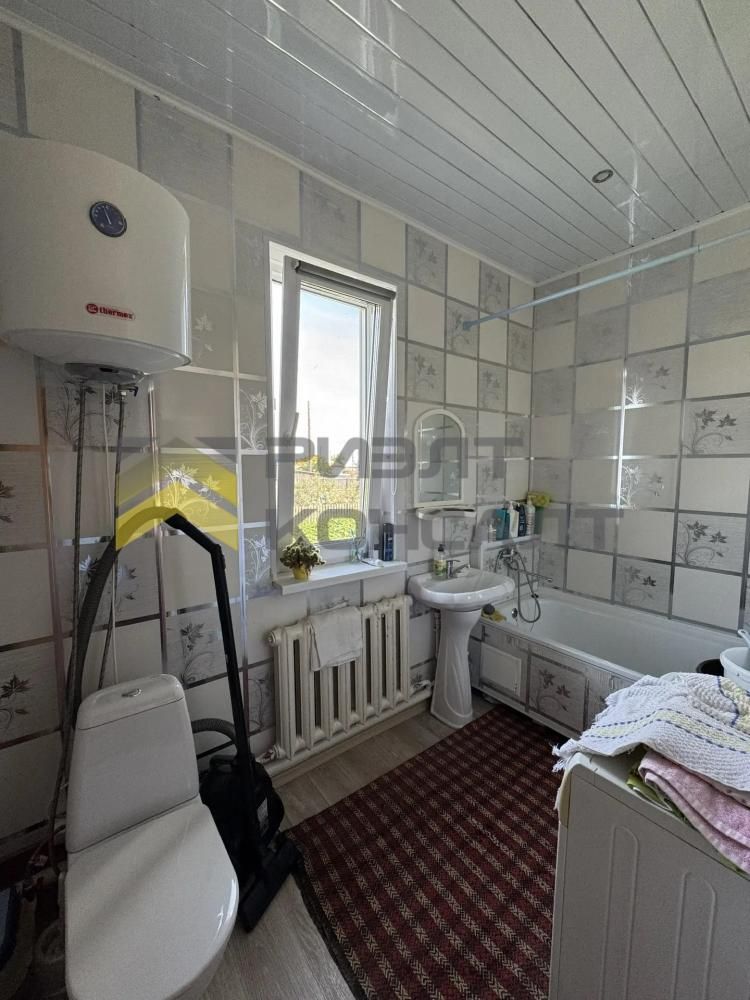 Дом, 140.20м², 9 соток, 2 этажа, 7 комн., стены: Брус миниатюра 16