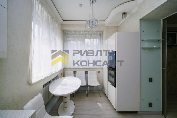 3-комн. квартира, Вторичка, 134м², 1/4 этаж миниатюра 9