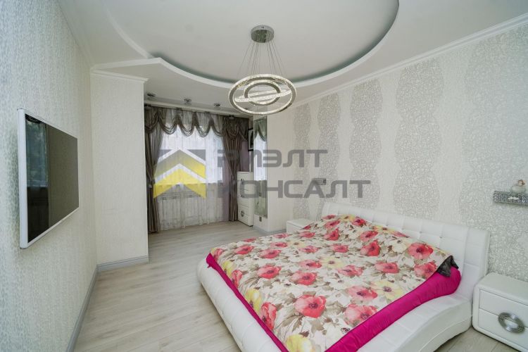 3-комн. квартира, Вторичка, 134м², 1/4 этаж миниатюра 24
