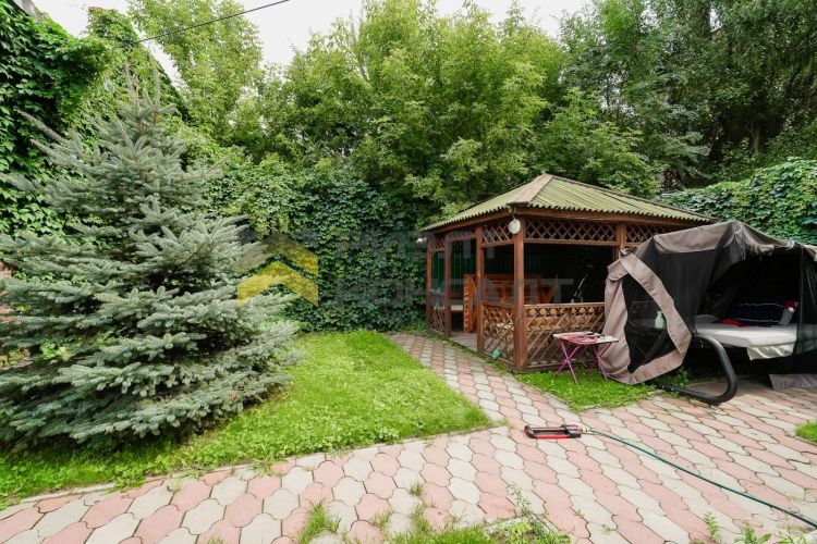 3-комн. квартира, Вторичка, 134м², 1/4 этаж миниатюра 30