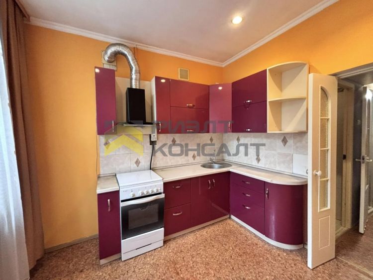 2-комн. квартира, Вторичка, 43м², 2/4 этаж