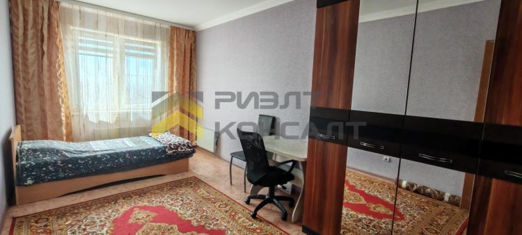 3-комн. квартира, Вторичка, 69.90м², 9/10 этаж