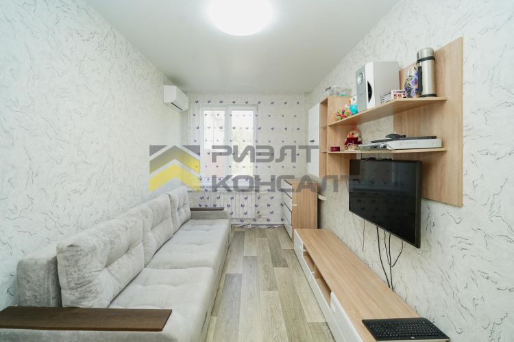 2-комн. квартира, Вторичка, 40м², 1/1 этаж