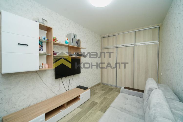2-комн. квартира, Вторичка, 40м², 1/1 этаж миниатюра 2