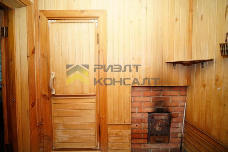 Дача, 45м², 9 соток, 2 этажа, 2 комн., стены: Кирпич миниатюра 20