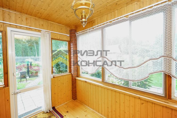 Дача, 45м², 9 соток, 2 этажа, 2 комн., стены: Кирпич миниатюра 26