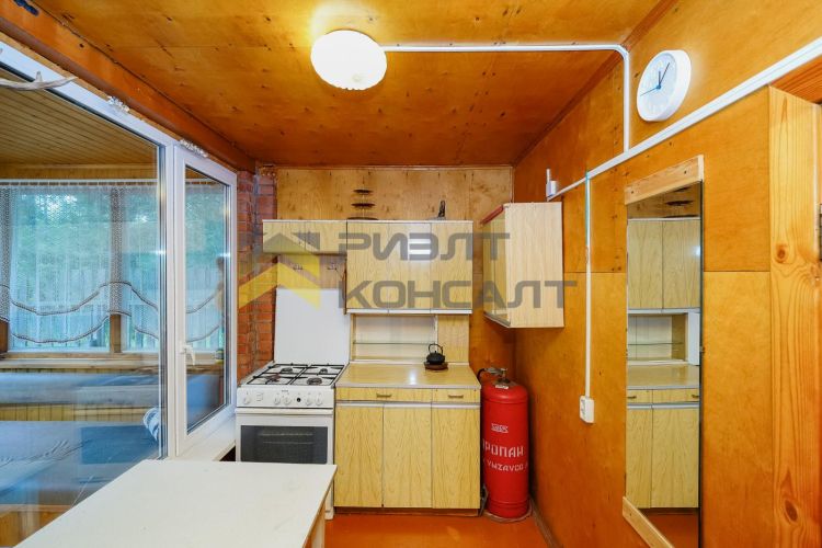 Дача, 45м², 9 соток, 2 этажа, 2 комн., стены: Кирпич миниатюра 28
