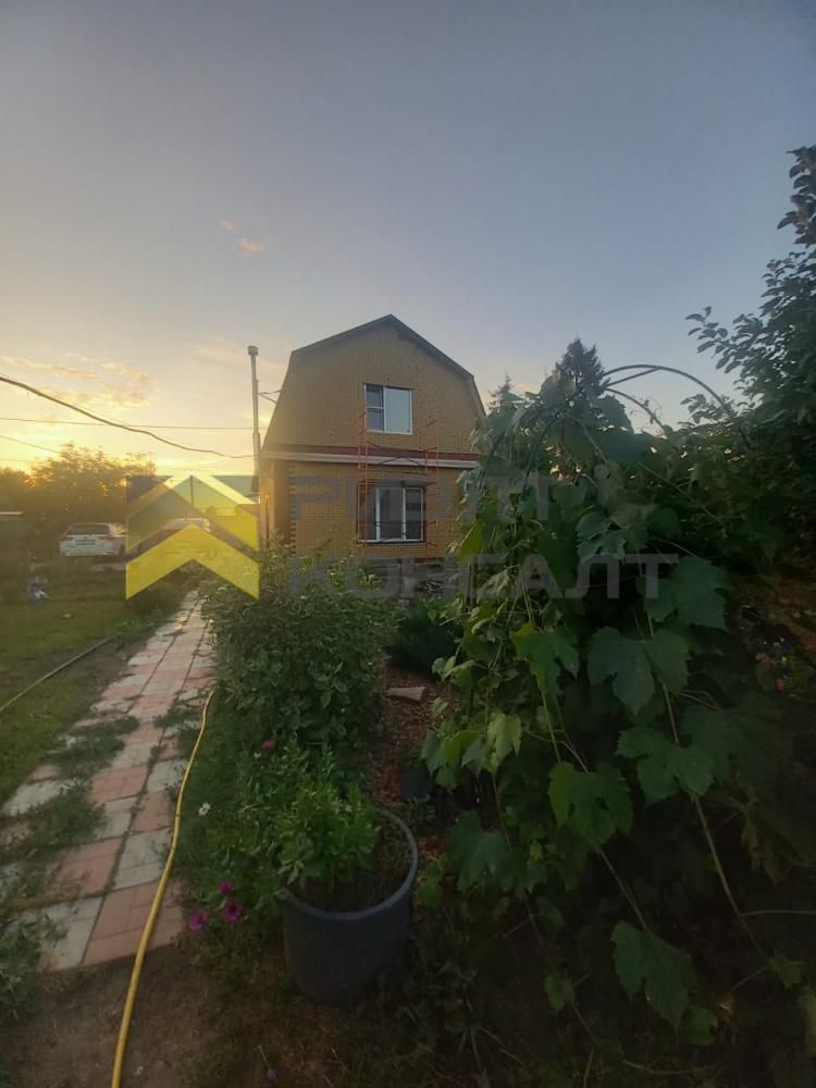 Дом, 82.80м², 7.10 соток, 2 этажа, 3 комн., стены: Кирпич миниатюра 27