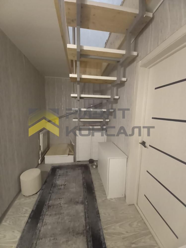 Дом, 82.80м², 7.10 соток, 2 этажа, 3 комн., стены: Кирпич миниатюра 12