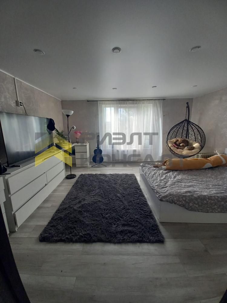 Дом, 82.80м², 7.10 соток, 2 этажа, 3 комн., стены: Кирпич