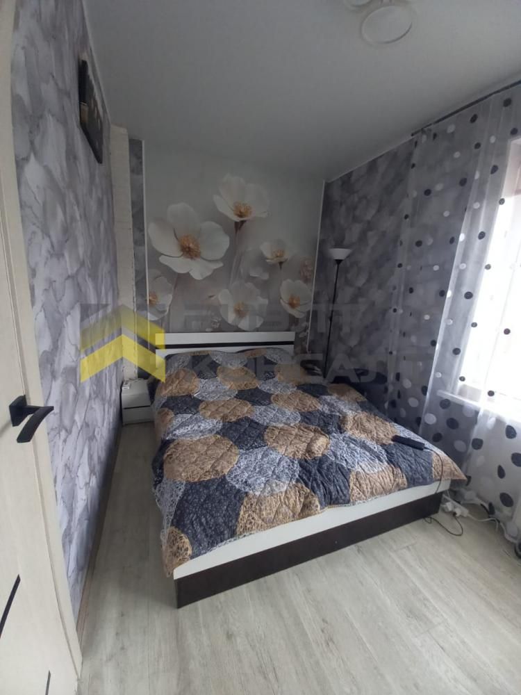 Дом, 82.80м², 7.10 соток, 2 этажа, 3 комн., стены: Кирпич миниатюра 9