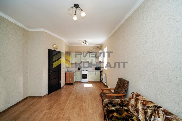 Дом, 42м², 4 соток, 1 этаж, 2 комн., стены: Кирпич миниатюра 8