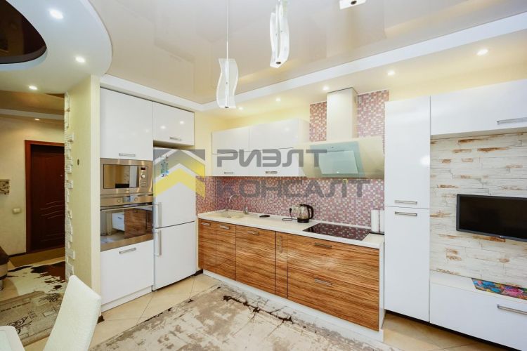 2-комн. квартира, Вторичка, 63м², 1/9 этаж миниатюра 2