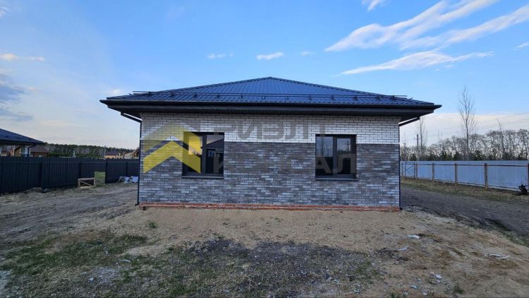 Дом, 100м², 10 соток, 1 этаж, 3 комн., стены: Кирпич миниатюра 6