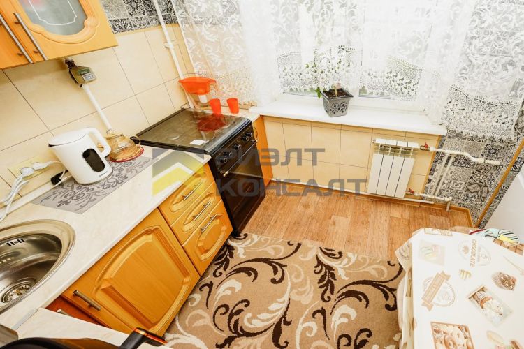 3-комн. квартира, Вторичка, 58м², 5/5 этаж миниатюра 3