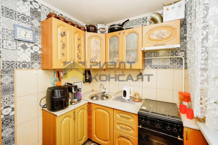 3-комн. квартира, Вторичка, 58м², 5/5 этаж миниатюра 4