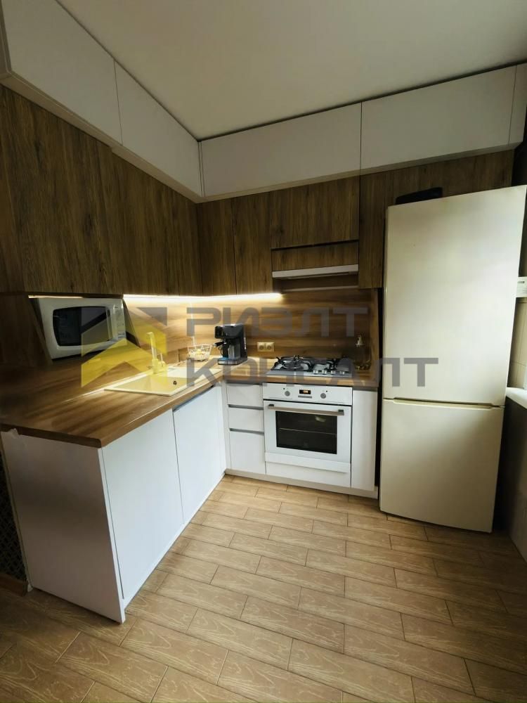 2-комн. квартира, Вторичка, 44.10м², 1/5 этаж