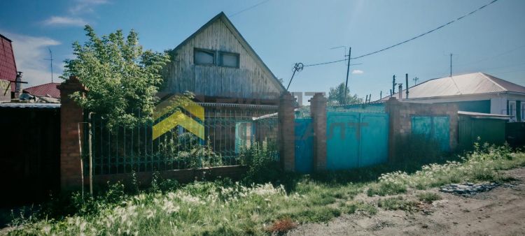 Дом, 81м², 3.77 соток, 1 этаж, 3 комн., стены: Кирпич миниатюра 12