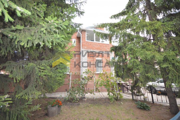 Дом, 170м², 8 соток, 2 этажа, 3 комн., стены: Кирпич миниатюра 4