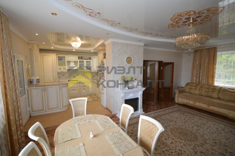 Дом, 170м², 8 соток, 2 этажа, 3 комн., стены: Кирпич миниатюра 8
