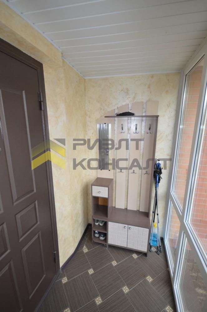 Дом, 170м², 8 соток, 2 этажа, 3 комн., стены: Кирпич миниатюра 30