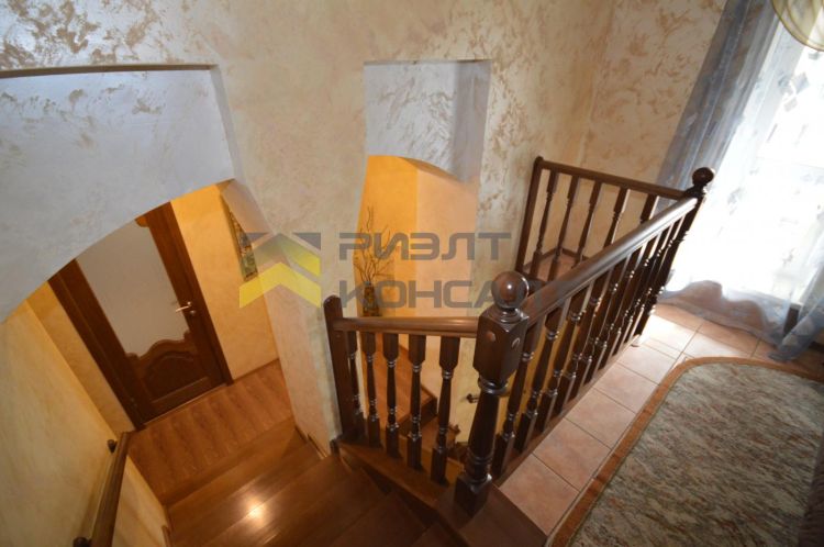 Дом, 170м², 8 соток, 2 этажа, 3 комн., стены: Кирпич миниатюра 17