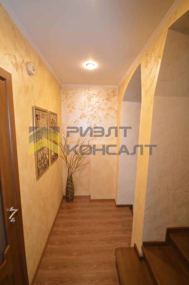 Дом, 170м², 8 соток, 2 этажа, 3 комн., стены: Кирпич миниатюра 20