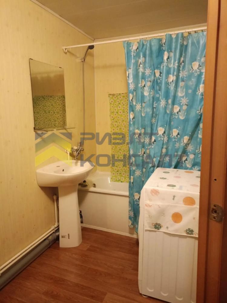 2-комн. квартира, Вторичка, 45м², 3/3 этаж миниатюра 11