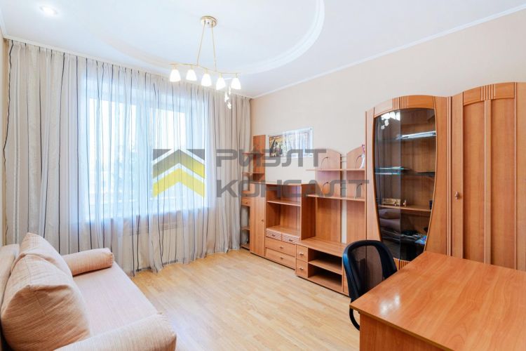 3-комн. квартира, Вторичка, 84.70м², 3/5 этаж