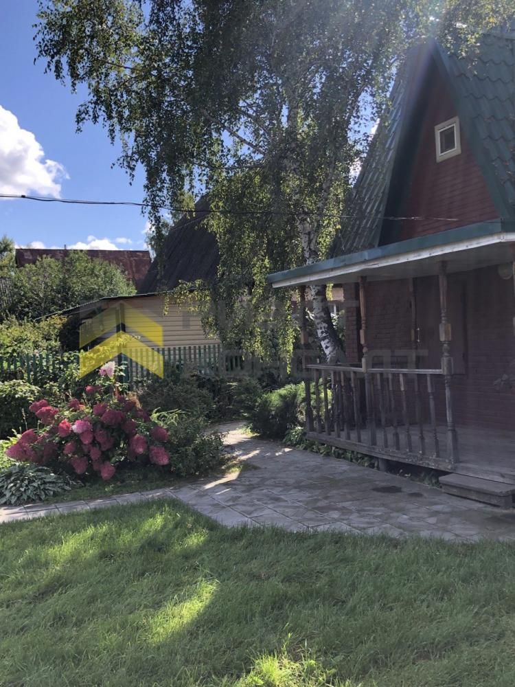 Дача, 50м², 4.60 соток, 3 этажа, 3 комн., стены: Кирпич миниатюра 2