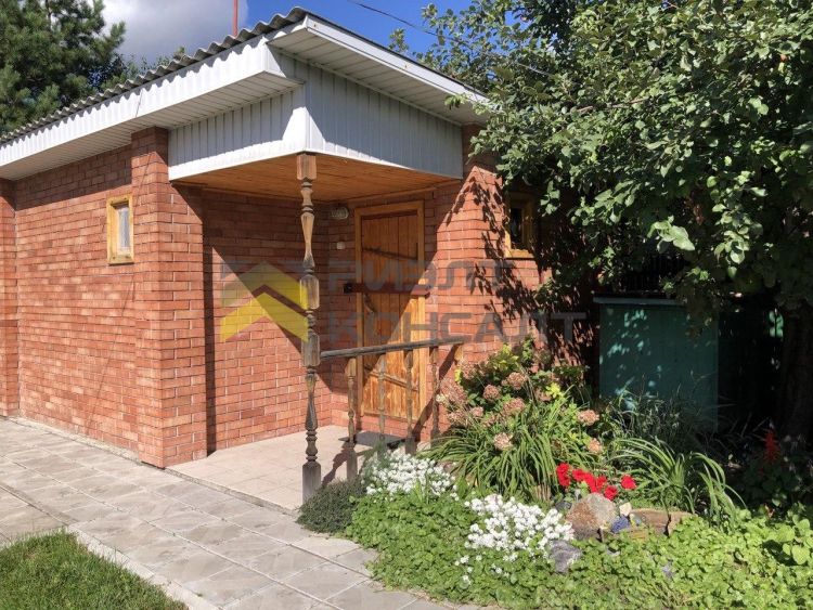 Дача, 50м², 4.60 соток, 3 этажа, 3 комн., стены: Кирпич миниатюра 6